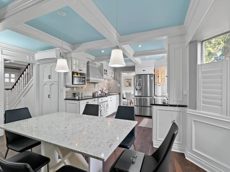 9814 157 Street, Surrey, BC, V4N 2V6 - 9