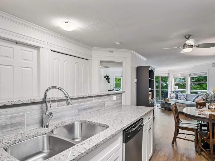 202-22277 122 Avenue, Maple Ridge, BC, V2X 3X8 - 8