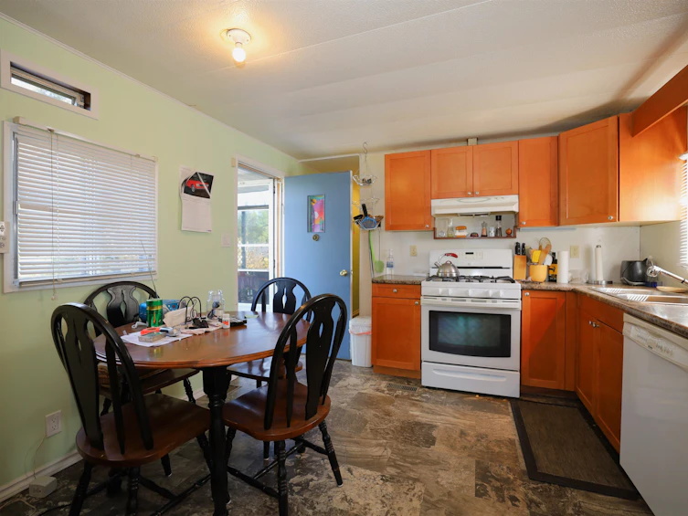 24-4116 Browning Road, Roberts Creek, BC, V7Z 0A3 - 4