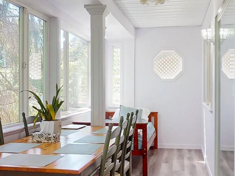 1502 Smith Road, Gibsons, BC, V0N 1V6 - 9