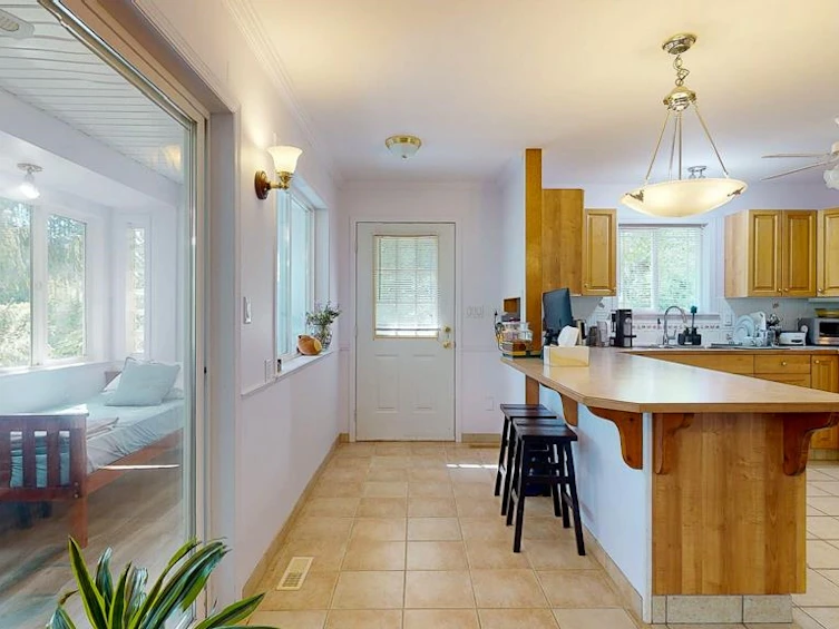 1502 Smith Road, Gibsons, BC, V0N 1V6 - 5