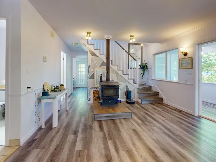 1502 Smith Road, Gibsons, BC, V0N 1V6 - 4