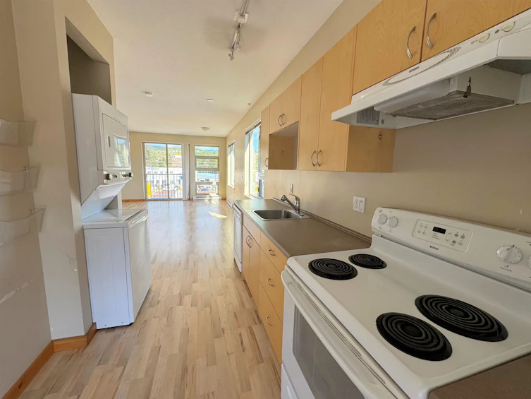 424-5604 Inlet Avenue, Sechelt, BC, V7Z 0H7 - 12