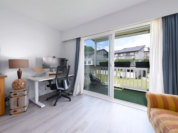 216-780 Premier Street, North Vancouver, BC, V7J 2G8 - 6