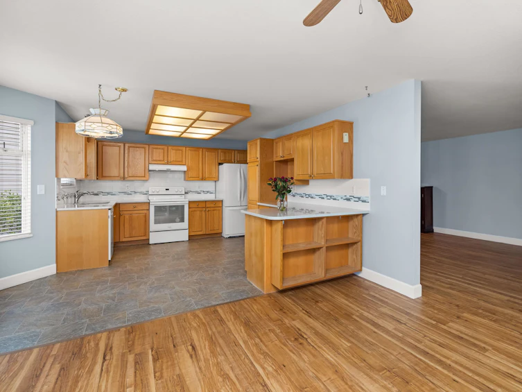 120-6875 121 Street, Surrey, BC, V3W 1C2 - 10