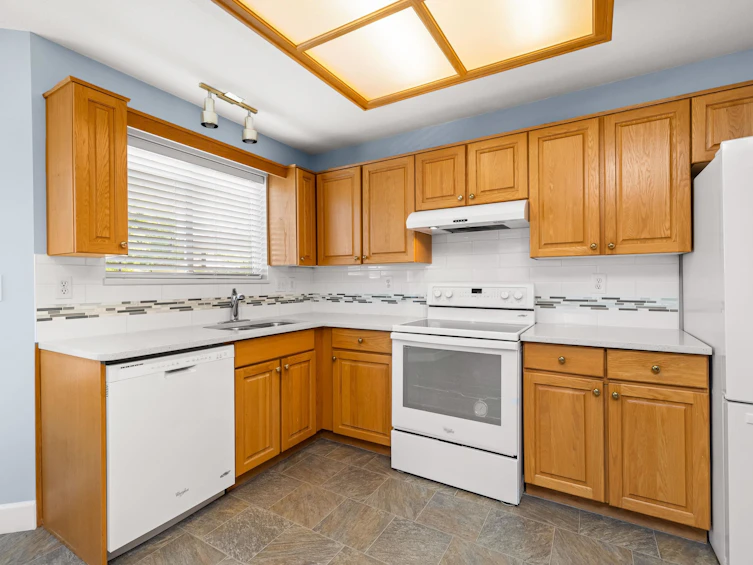 120-6875 121 Street, Surrey, BC, V3W 1C2 - 15