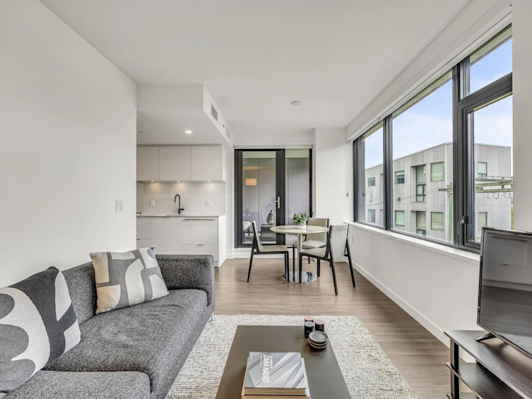 604-210 E 5th Avenue, Vancouver, BC, V5T 0K1