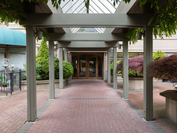 608-15111 Russell Avenue, Surrey, BC, V4B 2P4 - 28