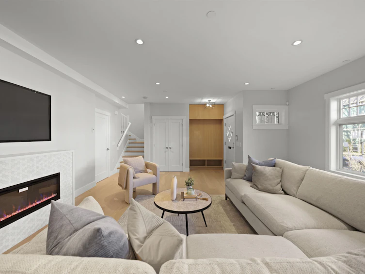 1060 W 15th Avenue, Vancouver, BC, V6H 1R6 - 6