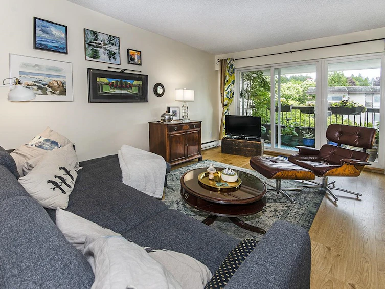 202-105 W Kings Road, North Vancouver, BC, V7N 2L7 - 2