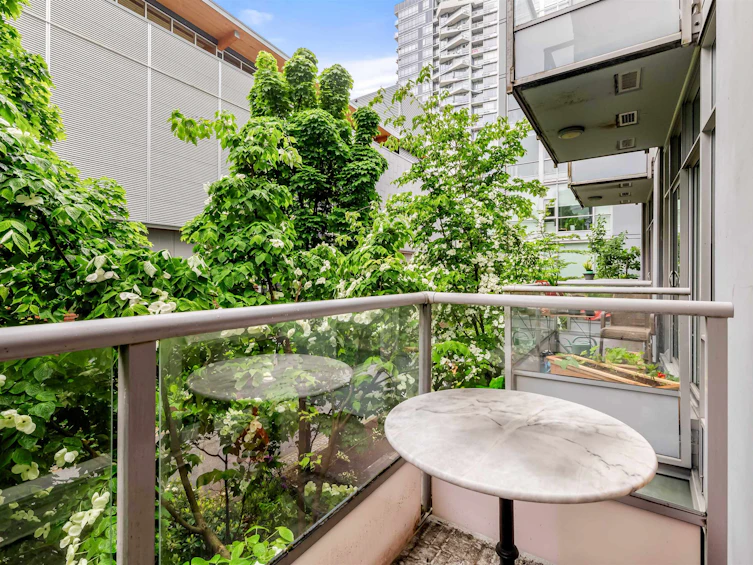 226-108 E 1st Avenue, Vancouver, BC, V5T 0E4 - 5