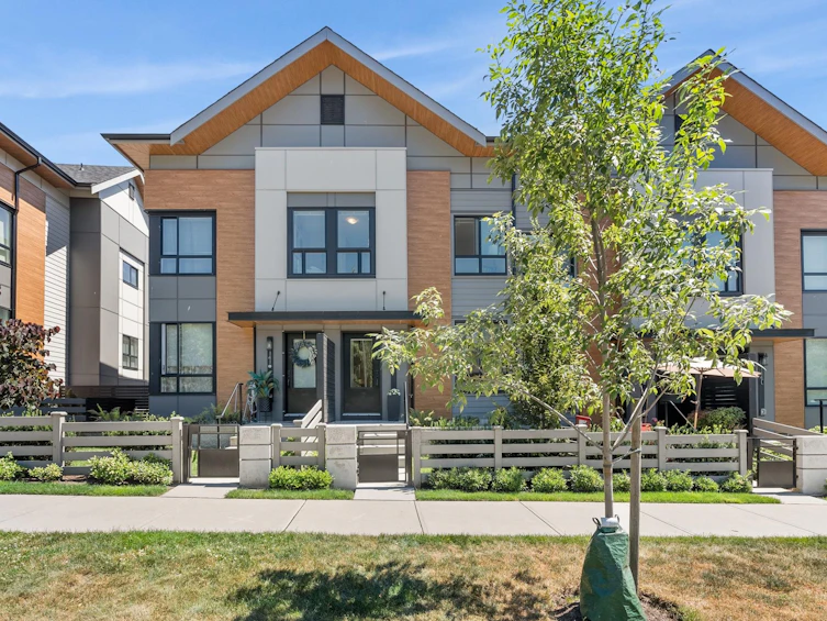 142-15111 Edmund Drive, Surrey, BC, V3S 0A5