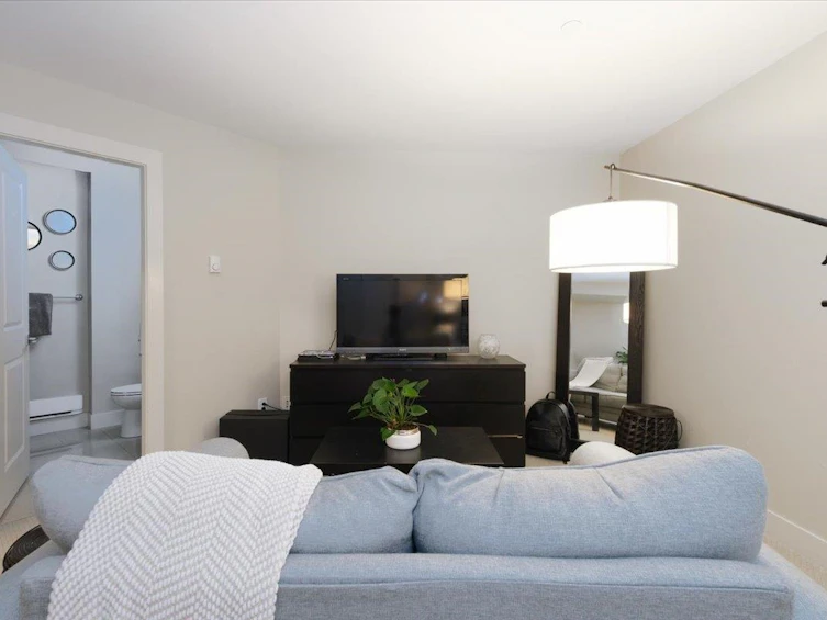 640 W 15th Street, North Vancouver, BC, V7M 1S9 - 32