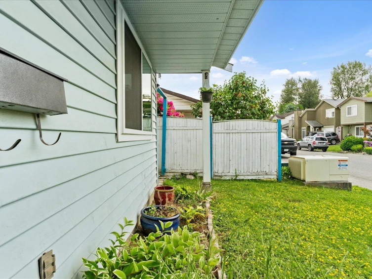 8567 Mccutcheon Avenue, Chilliwack, BC, V2P 7L3 - 4