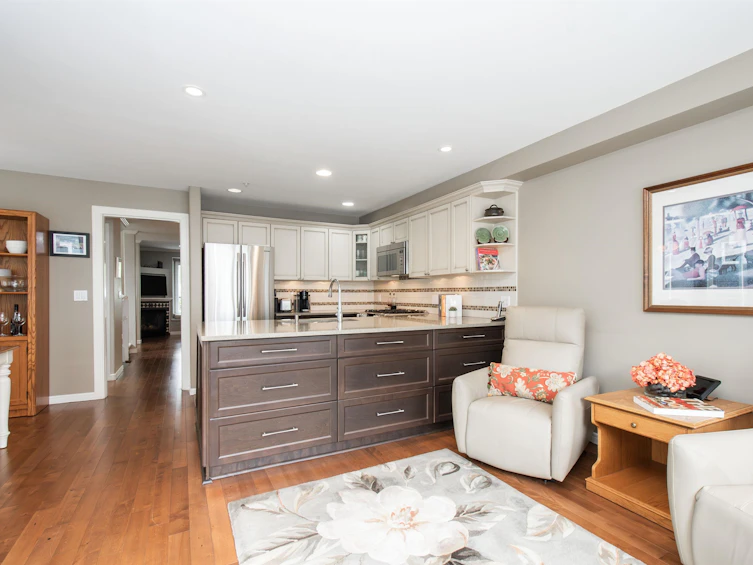 279 E 5th Street, North Vancouver, BC, V7L 1L8 - 11