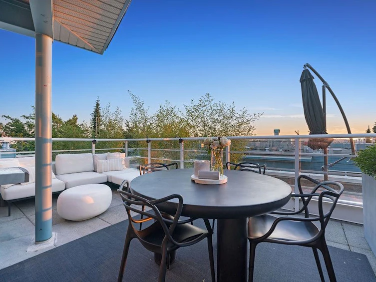 PH 403-2525 W 4 Avenue, Vancouver, BC, V6K 1P5 - 2