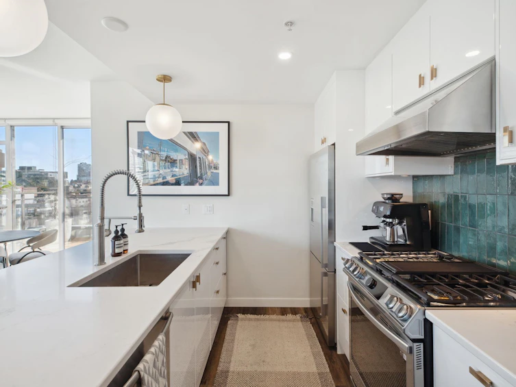 1101-89 West 2nd Avenue, Vancouver, BC, V5Y 0G9 - 14