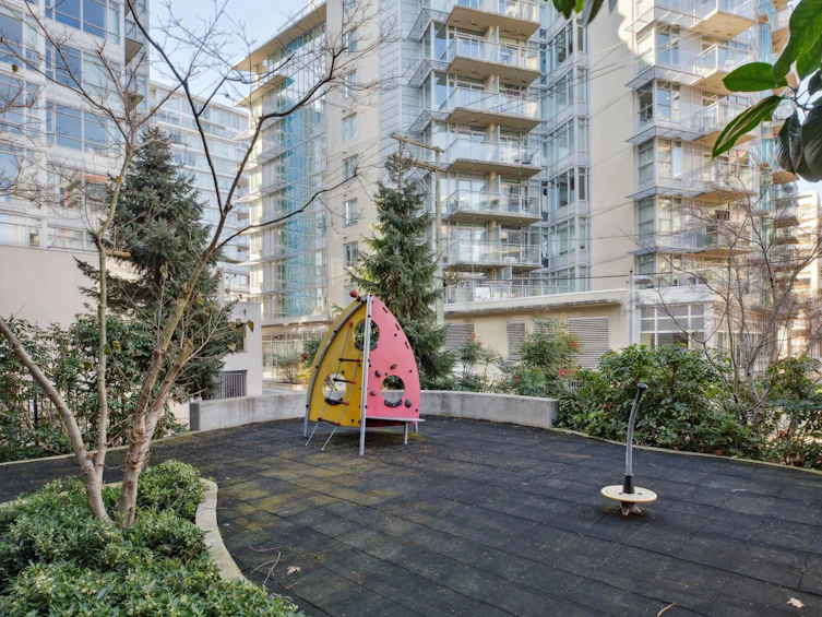 1101-89 West 2nd Avenue, Vancouver, BC, V5Y 0G9 - 38