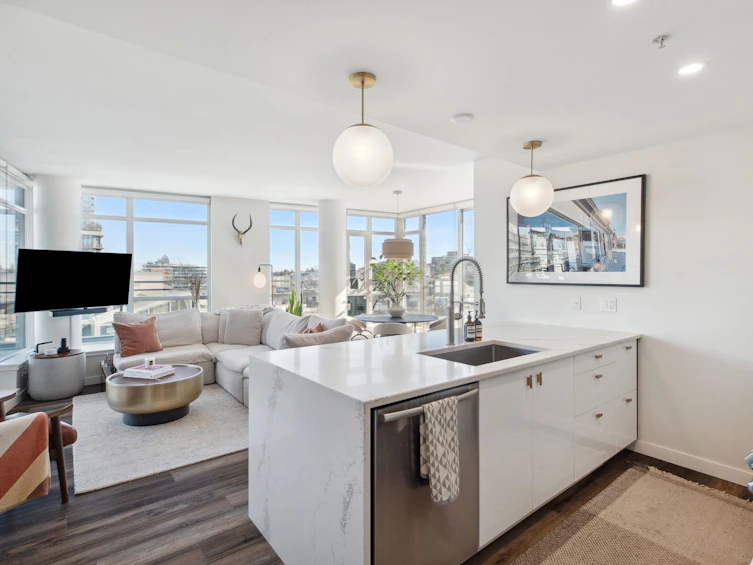 1101-89 West 2nd Avenue, Vancouver, BC, V5Y 0G9 - 2