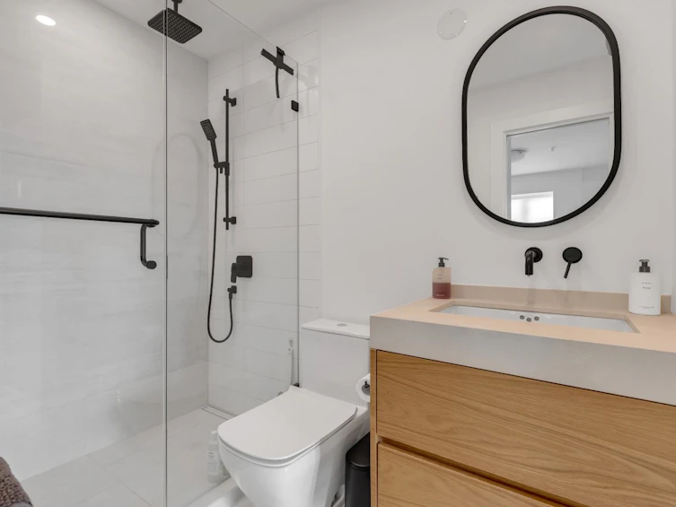 301-2436 W 4th Avenue, Vancouver, BC, V6K 1P3 - 27