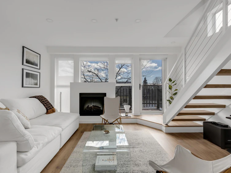 301-2436 W 4th Avenue, Vancouver, BC, V6K 1P3 - 3