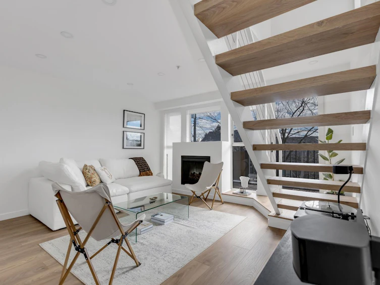 301-2436 W 4th Avenue, Vancouver, BC, V6K 1P3 - 8