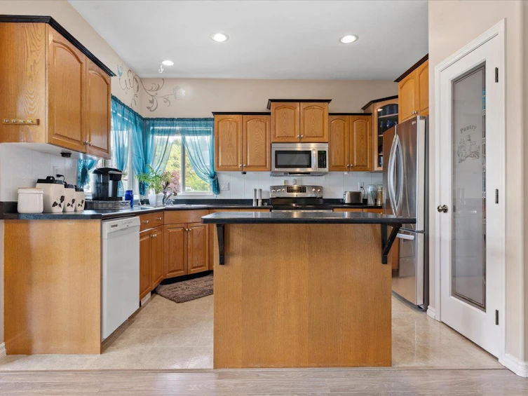 46384 Valleyview Road, Chilliwack, BC, V2R 5R9 - 10