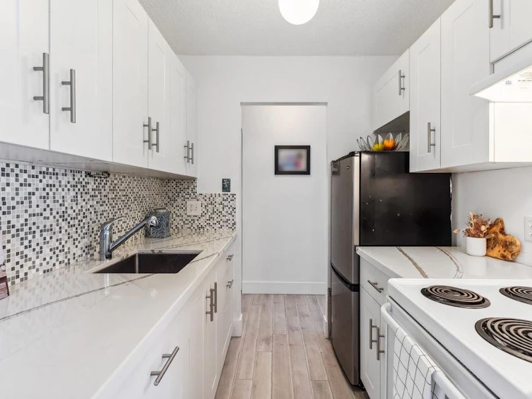 207-1720 Barclay Street, Vancouver, BC, V6G 1K4 - 12