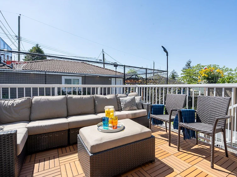 3456 Triumph Street, Vancouver, BC, V5K 1T8 - 34
