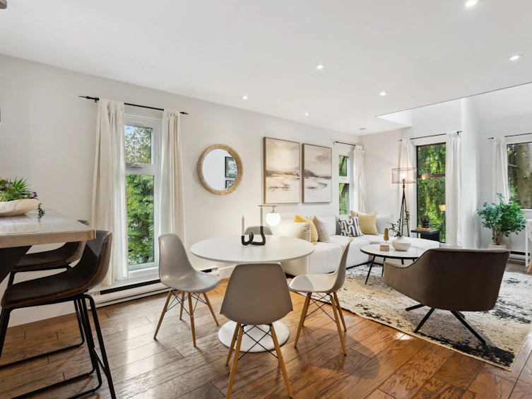 301-2001 Balsam Street, Vancouver, BC, V6K 4L6 - 2