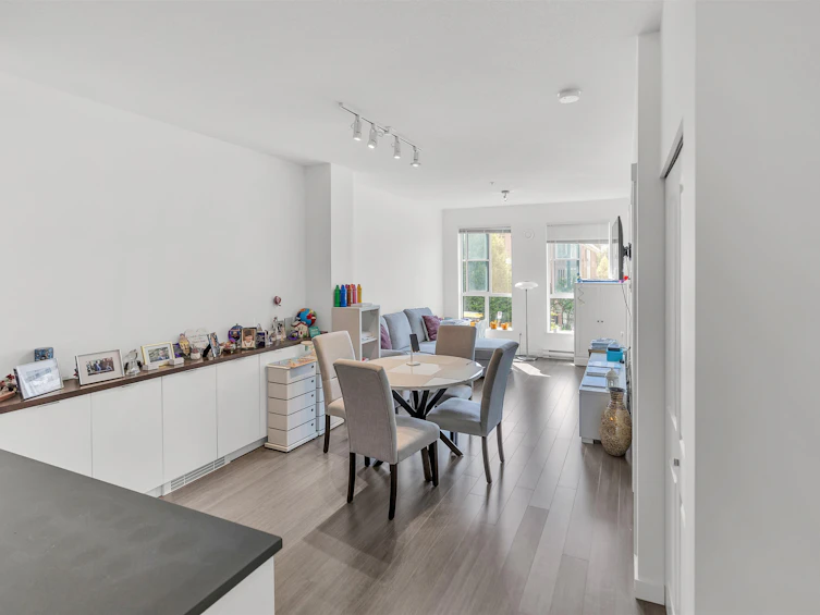 210-15138 34 Avenue, Surrey, BC, V3Z 0N7 - 12