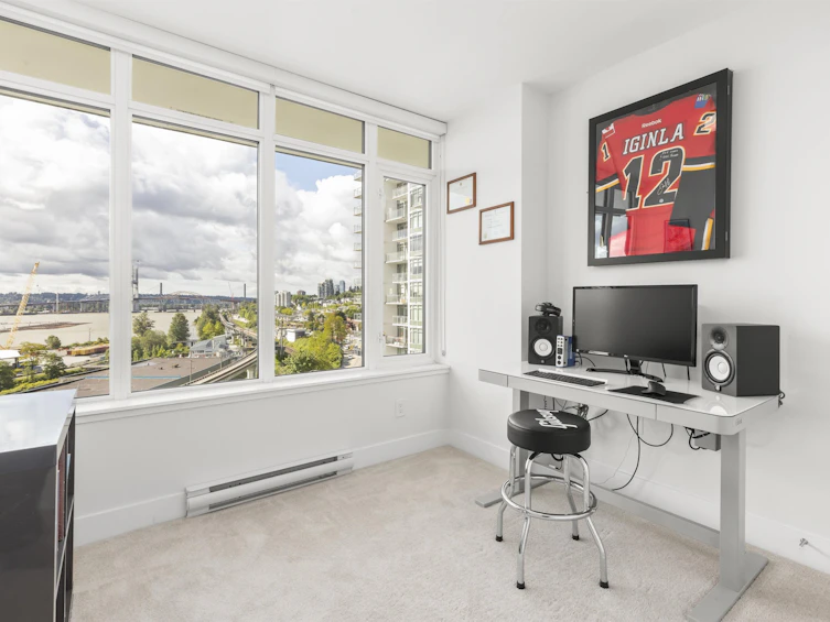 710-258 Nelson's Court, New Westminster, BC, V3L 0J9 - 30