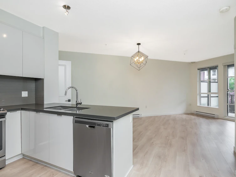 204-15168 33 Avenue, Surrey, BC, V3Z 0N7 - 9