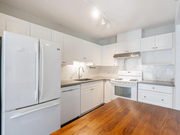 511-215 Twelfth Street, New Westminster, BC, V3M 4H4 - 10