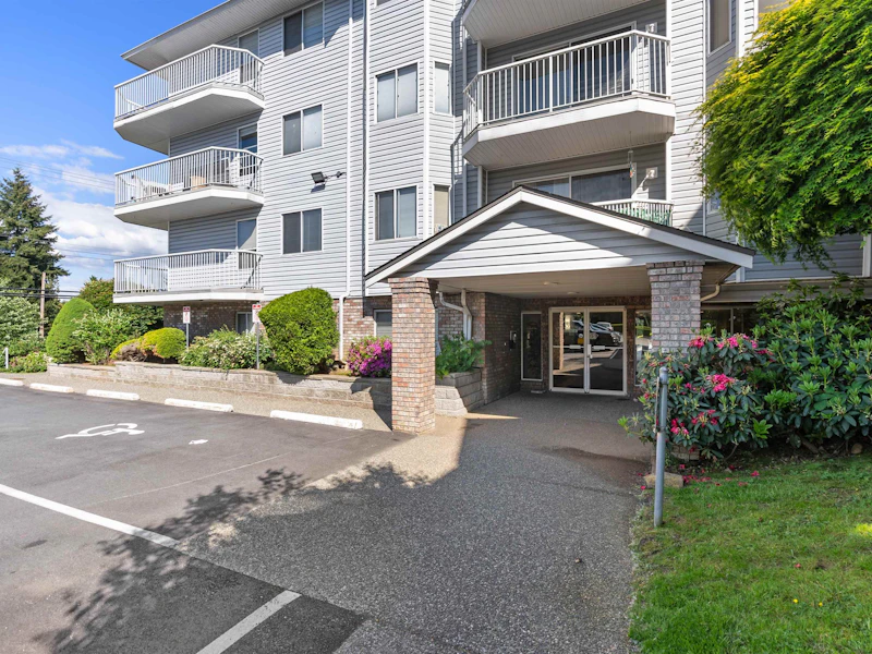 303 - 2750 Fuller Street, Abbotsford BC V2S 3K1