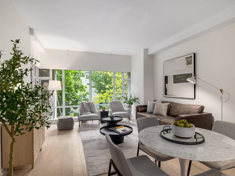 206-12 Athletes Way, Vancouver, BC, V5Y 0B5 - 5