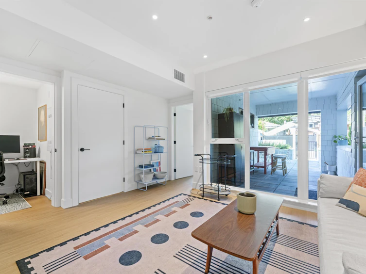105-2235 E Broadway, Vancouver, BC, V5N 0J5 - 9