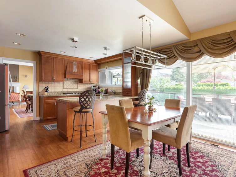 1428 W 37th Avenue, Vancouver, BC, V6M 1M3 - 17