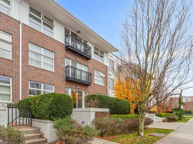 107-215 Brookes Street, New Westminster, BC, V3M 0G5 - 2