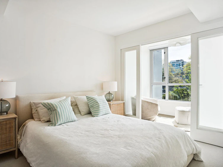 303-1680 West 4th Avenue, Vancouver, BC, V6J 0B7 - 11