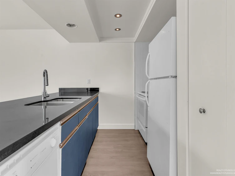 3549 W 4th Avenue, Vancouver, BC, V6R 1N9 - 20