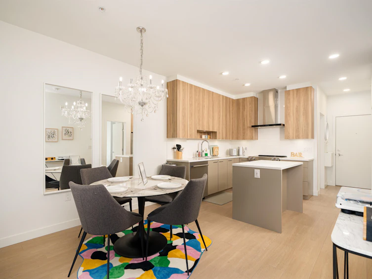 409-7588 16th Street, Burnaby, BC, V3N 0H8 - 8