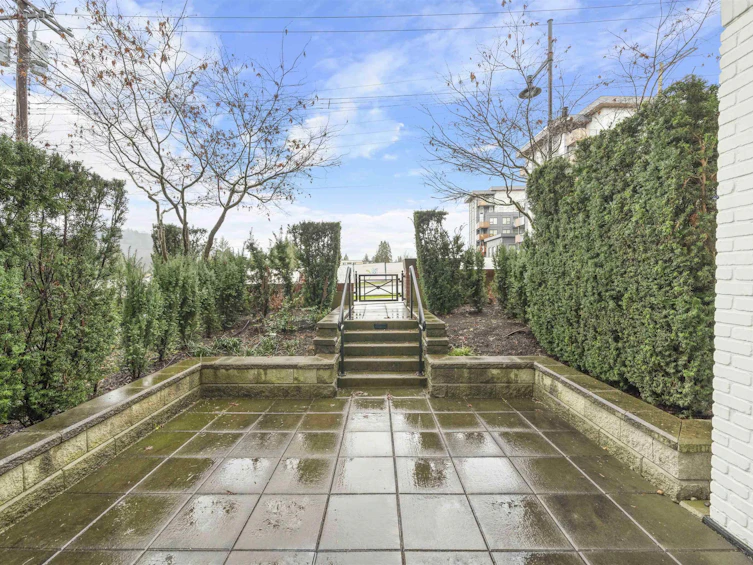 106-618 Como Lake Avenue, Coquitlam, BC, V3J 0G1 - 8