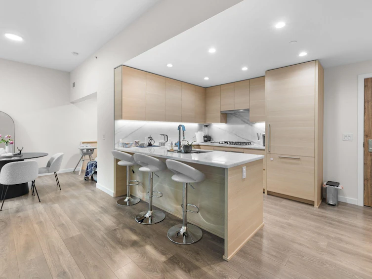 104-305 Morrissey Road, Port Moody, BC, V3H 0M3 - 13