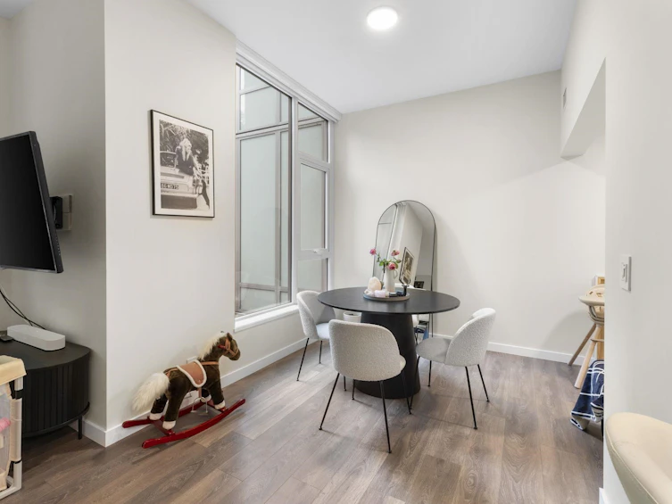 104-305 Morrissey Road, Port Moody, BC, V3H 0M3 - 7