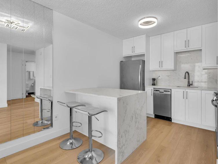 1105-145 St. Georges Avenue, North Vancouver, BC, V7L 3G8 - 15