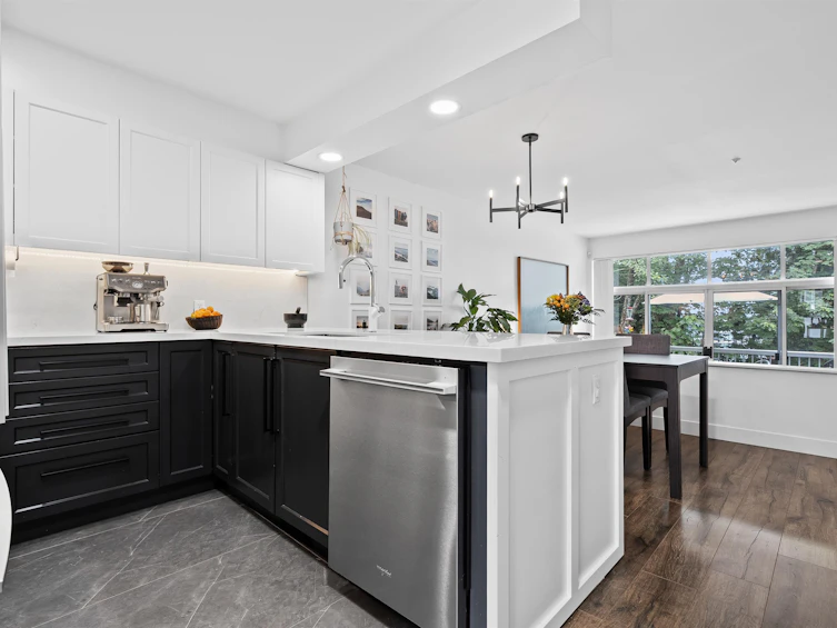 3372 Cobblestone Avenue, Vancouver, BC, V5S 4S4 - 12