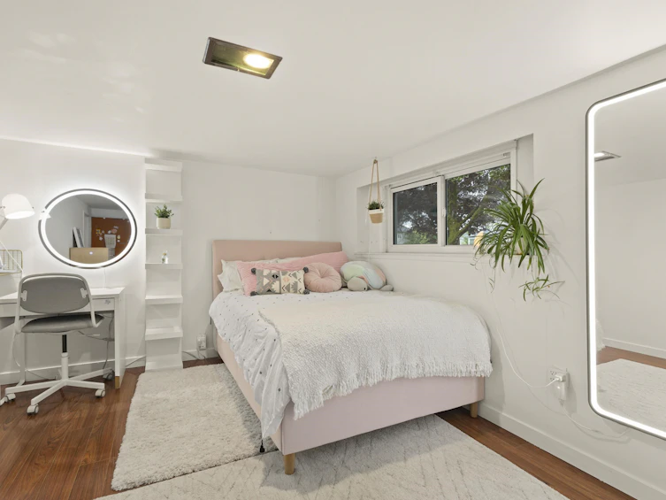 2581 Venables Street, Vancouver, BC, V5K 2R2 - 25