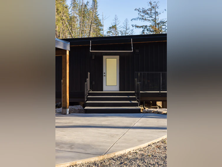 5782 Sargeant Bay Heights Road, Halfmoon Bay, BC, V7Z 1C3 - 3