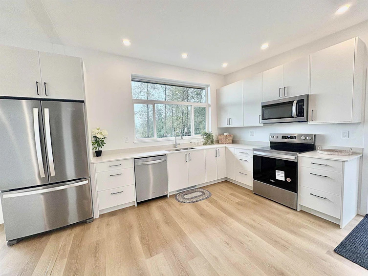 5782 Sargeant Bay Heights Road, Halfmoon Bay, BC, V7Z 1C3 - 14